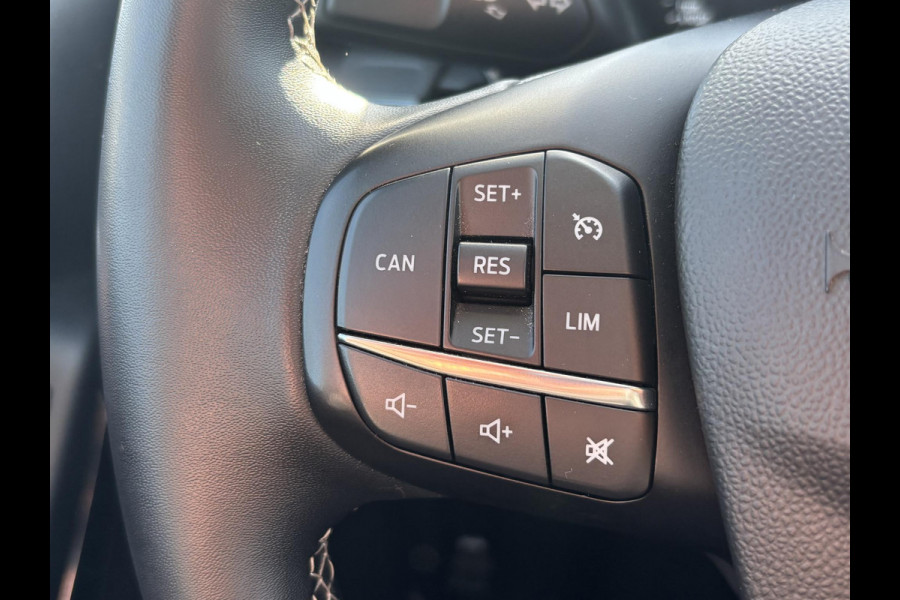 Ford Fiesta 1.0 EcoBoost Hybrid Titanium 100pk | Navigatie | Cruise control | Apple Carplay / Android auto