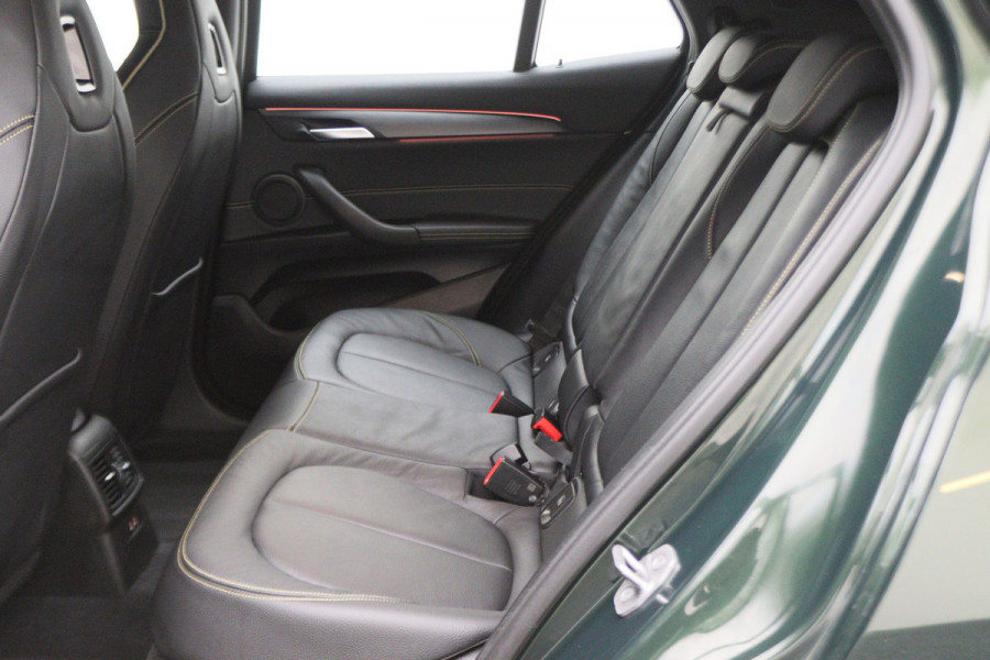 BMW X2 xDrive25e Business Edition Plus M-Kuipstoelen, Head-Up, Leer, Cruise, LED, Bluetooth, Navigatie, PDC, 19''