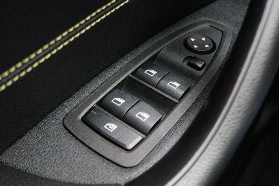 BMW X2 xDrive25e Business Edition Plus M-Kuipstoelen, Head-Up, Leer, Cruise, LED, Bluetooth, Navigatie, PDC, 19''