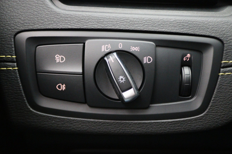 BMW X2 xDrive25e Business Edition Plus M-Kuipstoelen, Head-Up, Leer, Cruise, LED, Bluetooth, Navigatie, PDC, 19''