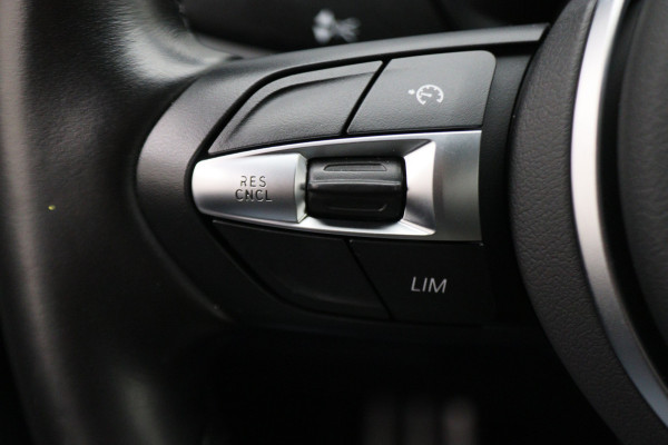 BMW X2 xDrive25e Business Edition Plus M-Kuipstoelen, Head-Up, Leer, Cruise, LED, Bluetooth, Navigatie, PDC, 19''