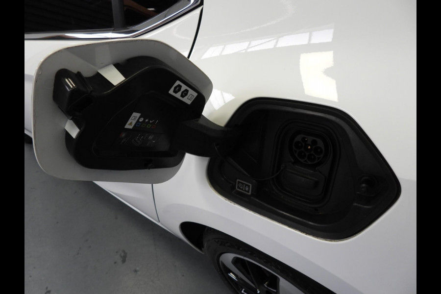 Opel CORSA-E Elegance 50 kWh NAVI/CAMERA/CLIMA/LED/16"LMV!