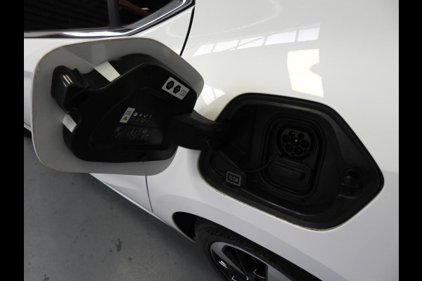 Opel CORSA-E Elegance 50 kWh NAVI/CAMERA/CLIMA/LED/16"LMV!