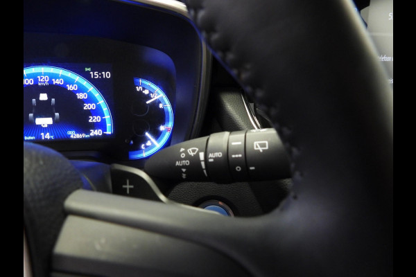 Toyota Corolla Touring Sports 2.0 Hybrid Dynamic NAVI/CAMERA/CLIMA/17"LMV!