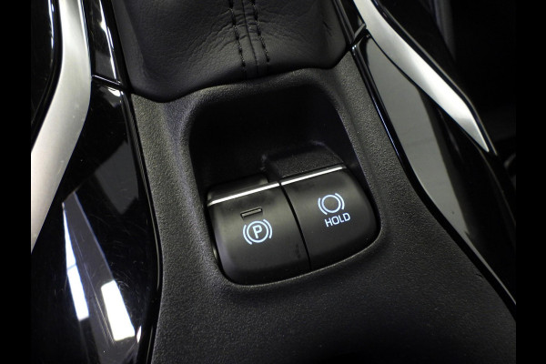 Toyota Corolla Touring Sports 2.0 Hybrid Dynamic NAVI/CAMERA/CLIMA/17"LMV!