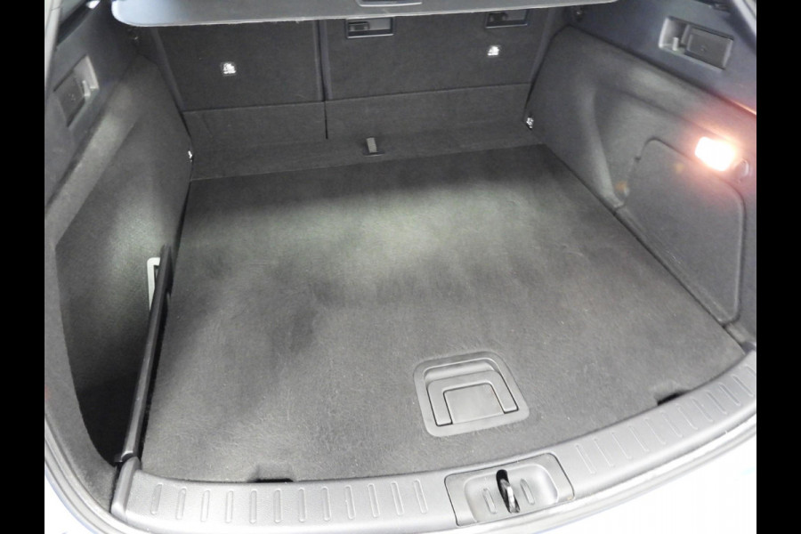 Toyota Corolla Touring Sports 2.0 Hybrid Dynamic NAVI/CAMERA/CLIMA/17"LMV!