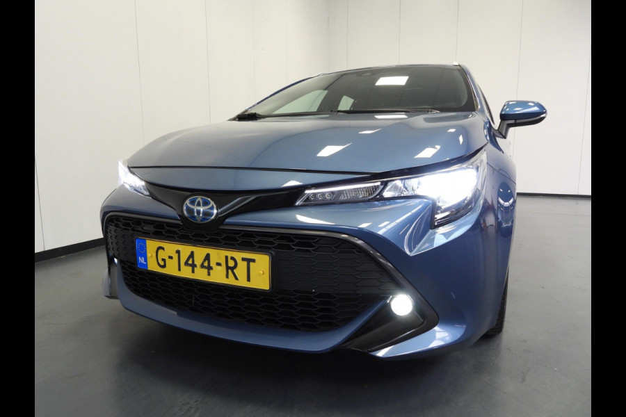 Toyota Corolla Touring Sports 2.0 Hybrid Dynamic NAVI/CAMERA/CLIMA/17"LMV!