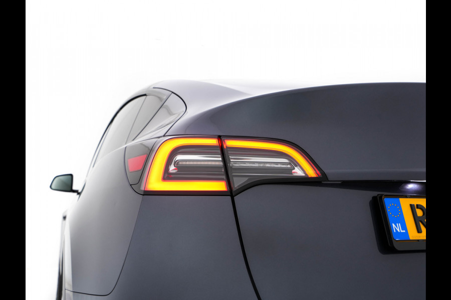 Tesla Model Y Long Range AWD 75 kWh [ 3-Fase-11kW ] {SOH-87%} (INCL-BTW) Aut. *PANO | AUTO-PILOT | LEATHER | NAVI-FULLMAP | MATRIX-LED | KEYLESS | CAMERA | DAB+ | HEATED-COMFORTSEATS | PRIVACY-GLASS | TOPVIEW |  19''ALU*