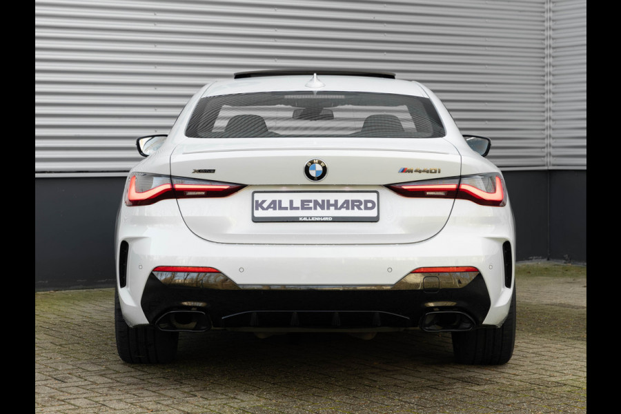 BMW 4 Serie Coupé M440i xDrive - Schuifdak - Parking Ass Plus - Active Cruise Control - Hifi