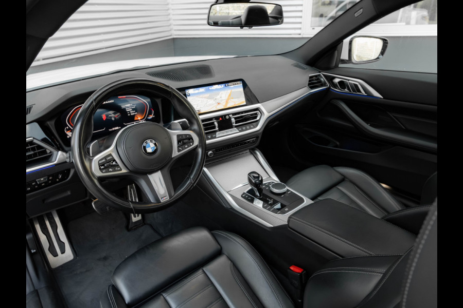 BMW 4 Serie Coupé M440i xDrive - Schuifdak - Parking Ass Plus - Active Cruise Control - Hifi