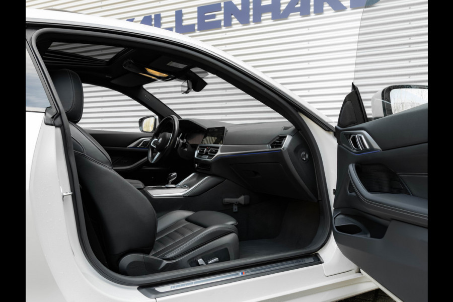 BMW 4 Serie Coupé M440i xDrive - Schuifdak - Parking Ass Plus - Active Cruise Control - Hifi
