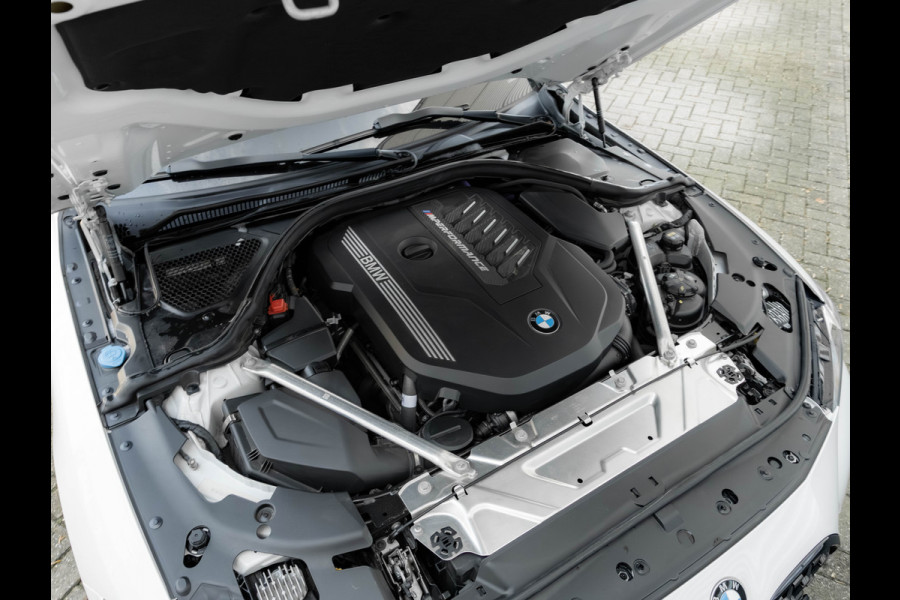 BMW 4 Serie Coupé M440i xDrive - Schuifdak - Parking Ass Plus - Active Cruise Control - Hifi