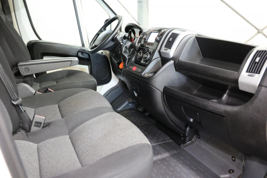 Fiat Ducato BAKWAGEN MEUBELBAK MET LAADKLEP