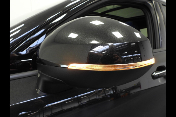 Lynk & Co 01 1.5 PHEV BlackLine ZW.HEMEL/360CAM/SCHUIFDAK/LED/20"LMV!