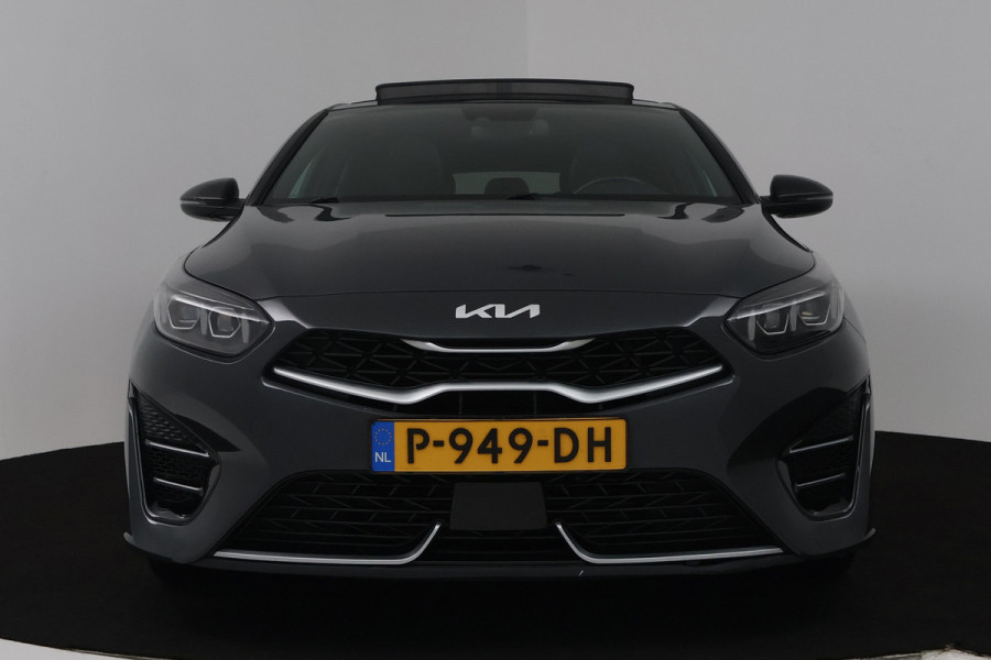Kia ProCeed 1.5 T-GDi GT-Line (PANORAMADAK, CRUISE ADAPTIEF, STOEL/STUUR VERWARMING, ACHTERUITRIJCAMERA)