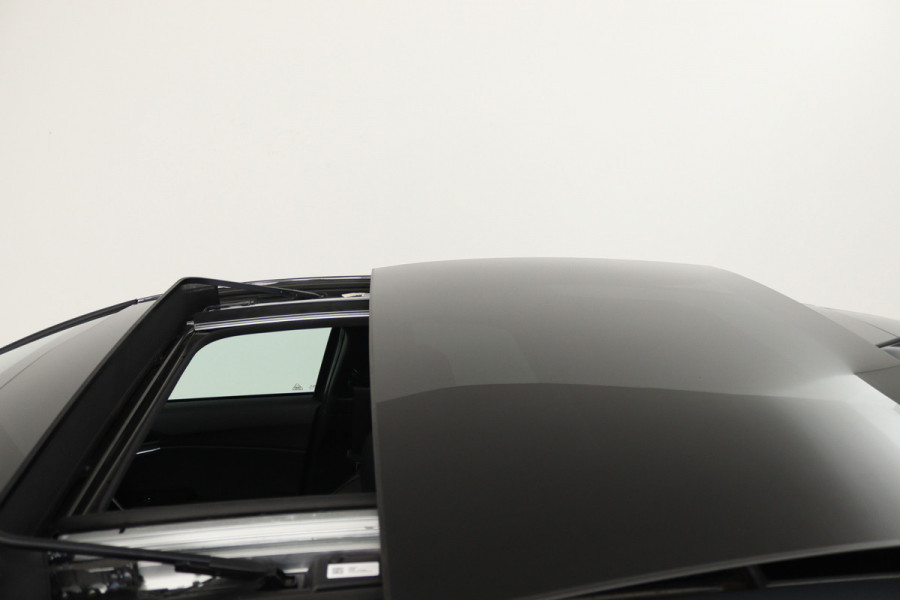 Kia ProCeed 1.5 T-GDi GT-Line (PANORAMADAK, CRUISE ADAPTIEF, STOEL/STUUR VERWARMING, ACHTERUITRIJCAMERA)