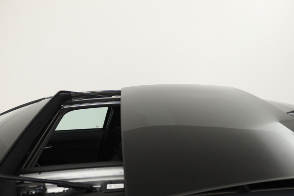 Kia ProCeed 1.5 T-GDi GT-Line (PANORAMADAK, CRUISE ADAPTIEF, STOEL/STUUR VERWARMING, ACHTERUITRIJCAMERA)