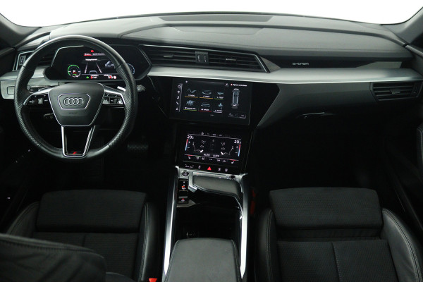 Audi e-tron 55 quattro S edition 95 kWh (TREKHAAK, B&O SOUND, SOH 92%, STOEL/STUUR VERWARMING, CRUISE ADAPTIEF, ELEKTR STOELEN)