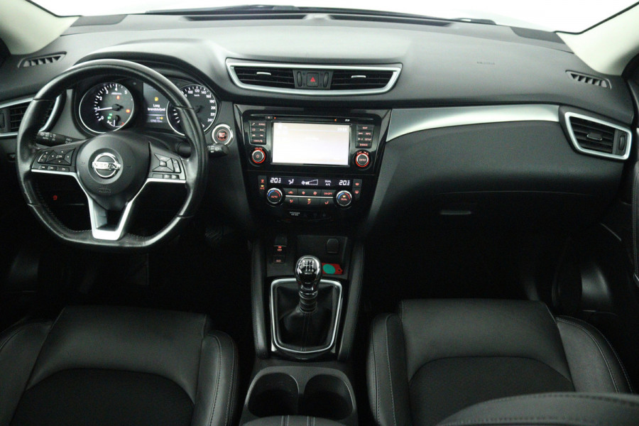 Nissan QASHQAI 1.2 Tekna + (PANORAMADAK, TREKHAAK, CAMERA, STOELVERWARMING, ELEKTR STOELEN, PARKEERSENSOREN)