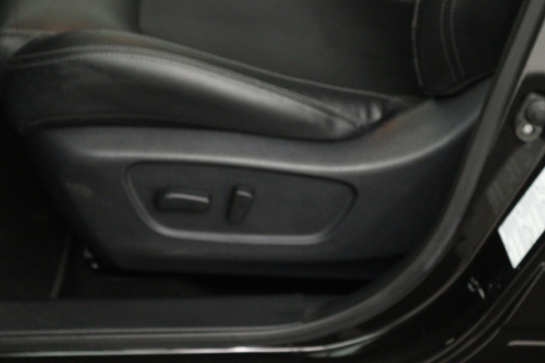 Nissan QASHQAI 1.2 Tekna + (PANORAMADAK, TREKHAAK, CAMERA, STOELVERWARMING, ELEKTR STOELEN, PARKEERSENSOREN)