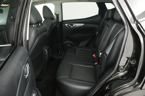 Nissan QASHQAI 1.2 Tekna + (PANORAMADAK, TREKHAAK, CAMERA, STOELVERWARMING, ELEKTR STOELEN, PARKEERSENSOREN)