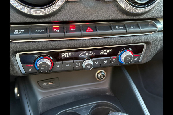 Audi A3 Sportback 35 TFSI S-LINE AUTOMAAT,PANO,LEER,DIGIDASH,BLACK