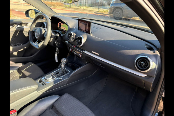 Audi A3 Sportback 35 TFSI S-LINE AUTOMAAT,PANO,LEER,DIGIDASH,BLACK