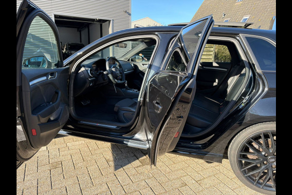 Audi A3 Sportback 35 TFSI S-LINE AUTOMAAT,PANO,LEER,DIGIDASH,BLACK