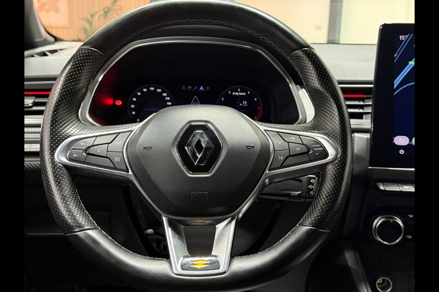 Renault Captur 1.3 TCe 140pk R.S. Line | Trekhaak | Camera | Virtual Cockpit | Sportstoelen | CarPlay