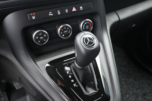 Mercedes-Benz Citan 110 CDI L1 Pro 3 Zitplaatsen, MBUX, Stoelverwarming