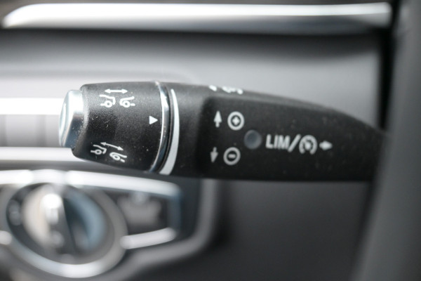 Mercedes-Benz Eqv 300 L3 Avantgarde 90 kWh Incl BTW, 8 pers., Airmatic/Luchtvering, Comfort stoelen, Electrische deuren