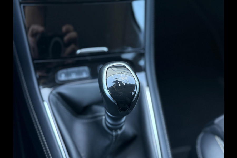 Opel Grandland X 1.2 Turbo Business + 2e Eigenaar|Navi|Camera|Trekhaak|D-riem v.v. in 2025|Clima|Cruise|Carplay|N.A.P|APK tot 02-2027