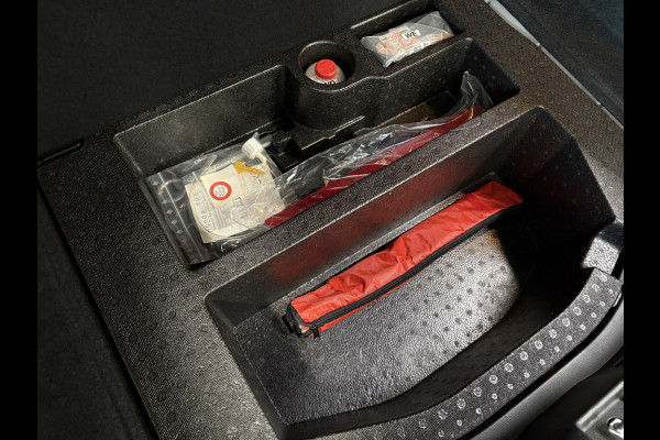 Honda Jazz 1.3 i-VTEC Comfort Automaat NAVI/CRUISE/AIRCO/DAB/PDC/TREKHAAK/STOELVERWARMING