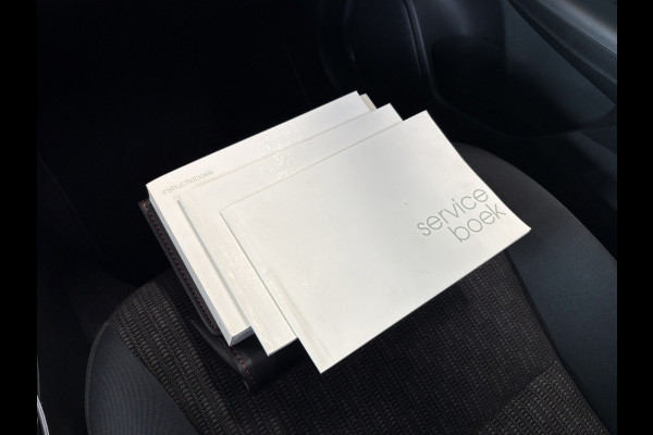 Honda Jazz 1.3 i-VTEC Comfort Automaat NAVI/CRUISE/AIRCO/DAB/PDC/TREKHAAK/STOELVERWARMING