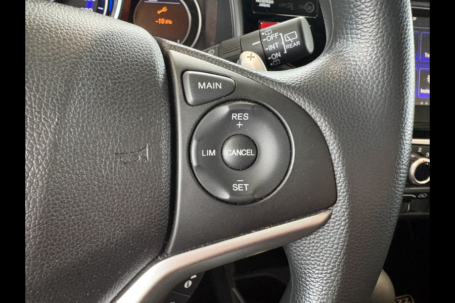Honda Jazz 1.3 i-VTEC Comfort Automaat NAVI/CRUISE/AIRCO/DAB/PDC/TREKHAAK/STOELVERWARMING
