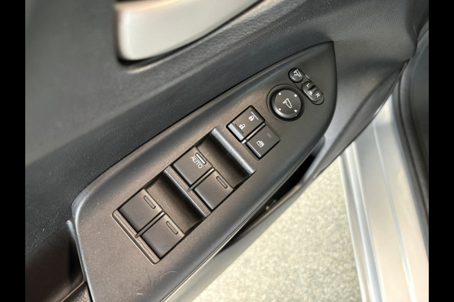 Honda Jazz 1.3 i-VTEC Comfort Automaat NAVI/CRUISE/AIRCO/DAB/PDC/TREKHAAK/STOELVERWARMING