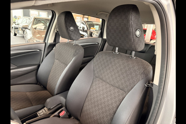 Honda Jazz 1.3 i-VTEC Comfort Automaat NAVI/CRUISE/AIRCO/DAB/PDC/TREKHAAK/STOELVERWARMING