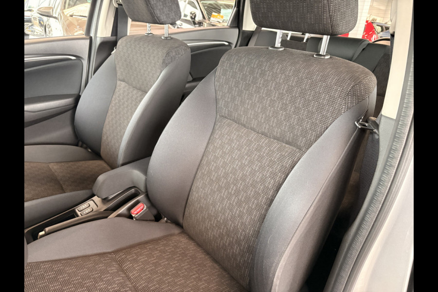 Honda Jazz 1.3 i-VTEC Comfort Automaat NAVI/CRUISE/AIRCO/DAB/PDC/TREKHAAK/STOELVERWARMING