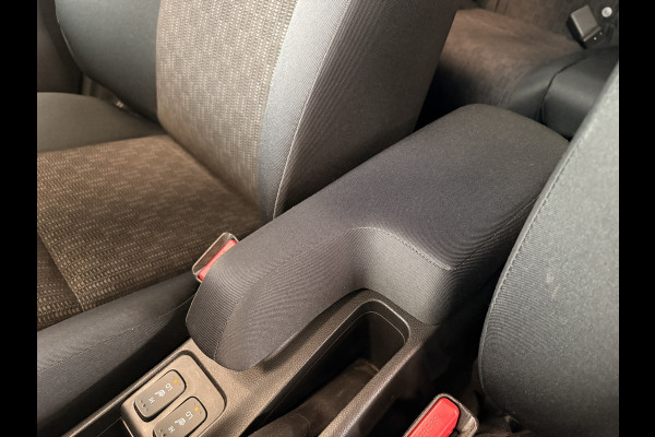 Honda Jazz 1.3 i-VTEC Comfort Automaat NAVI/CRUISE/AIRCO/DAB/PDC/TREKHAAK/STOELVERWARMING