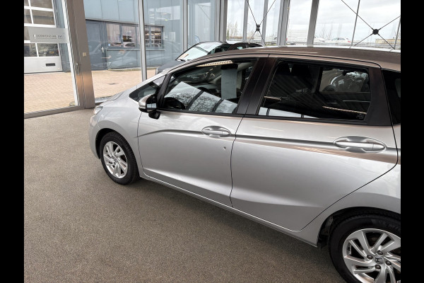 Honda Jazz 1.3 i-VTEC Comfort Automaat NAVI/CRUISE/AIRCO/DAB/PDC/TREKHAAK/STOELVERWARMING