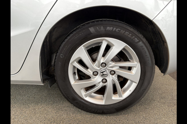 Honda Jazz 1.3 i-VTEC Comfort Automaat NAVI/CRUISE/AIRCO/DAB/PDC/TREKHAAK/STOELVERWARMING