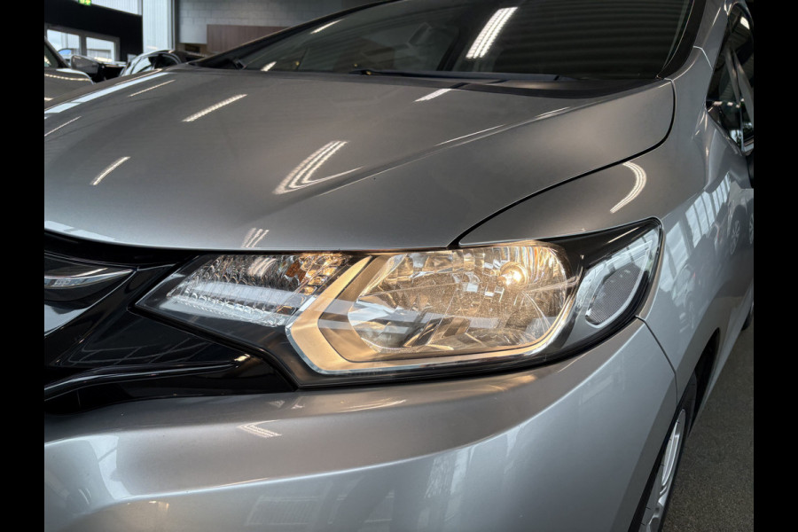 Honda Jazz 1.3 i-VTEC Comfort Automaat NAVI/CRUISE/AIRCO/DAB/PDC/TREKHAAK/STOELVERWARMING