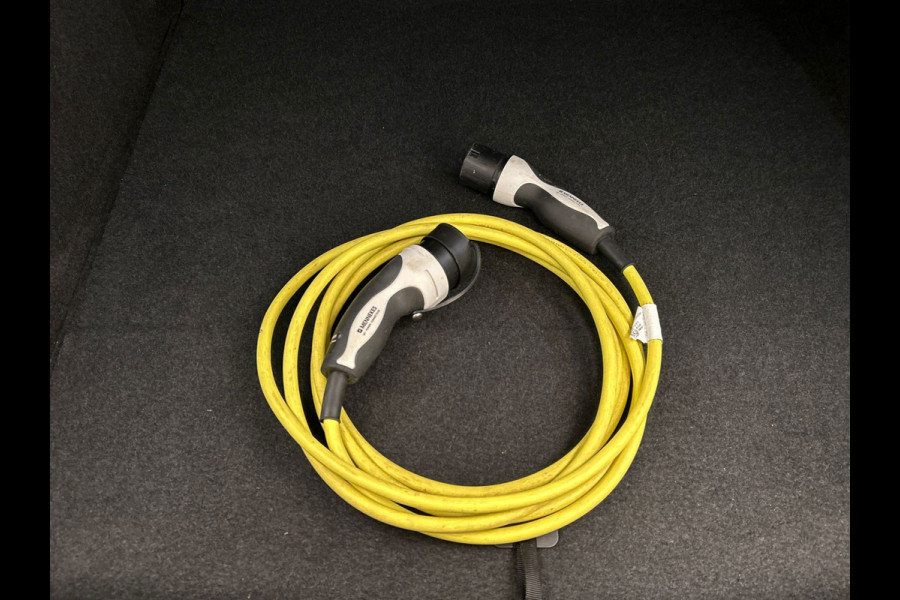 Volkswagen ID.4 First 77 kWh | SOH 93% | Trekhaak | Adaptieve/Cruise | Camera | Origineel NL