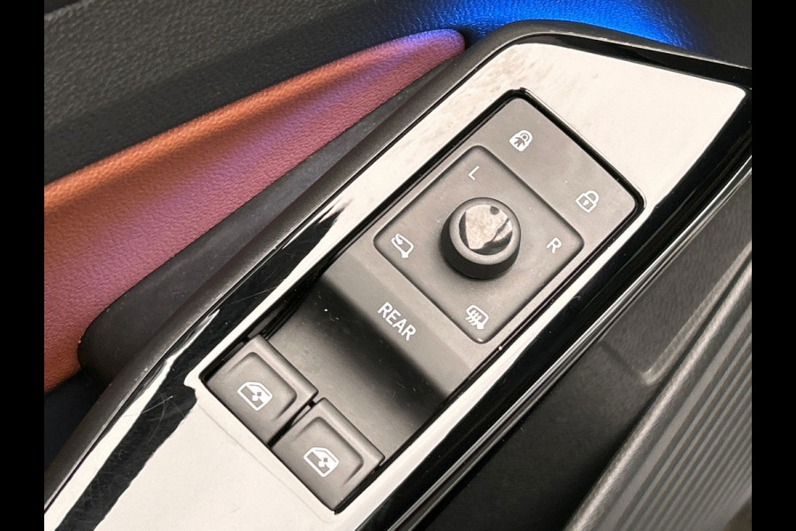 Volkswagen ID.4 First 77 kWh | SOH 93% | Trekhaak | Adaptieve/Cruise | Camera | Origineel NL