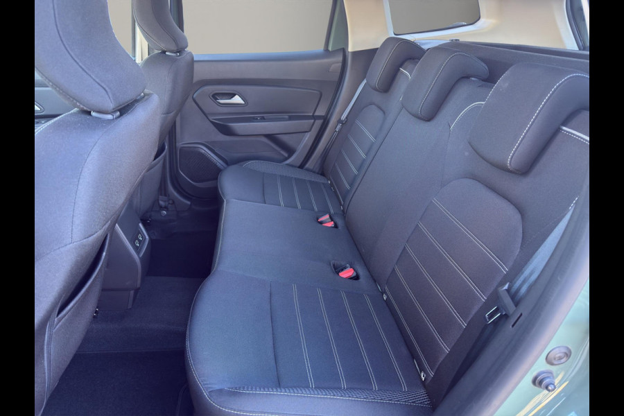 Dacia Duster 1.3 TCe 150 Journey |13.846 Km | | 360 Camera | 17" | Stoelverw.| Led | Apple |