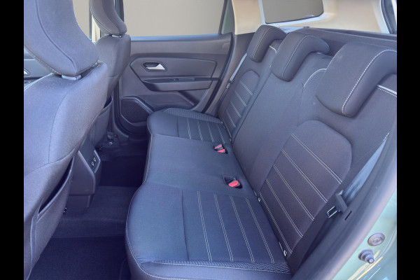 Dacia Duster 1.3 TCe 150 Journey |13.846 Km | | 360 Camera | 17" | Stoelverw.| Led | Apple |
