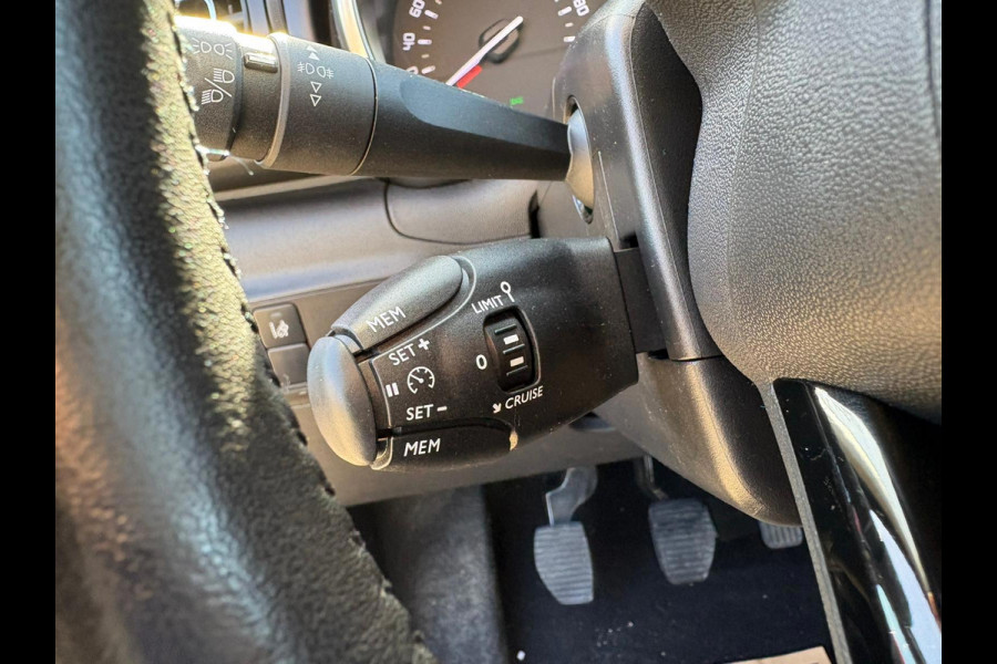 Citroën C3 1.2 PureTech S&S Shine CAMERA,CRUIS,BOMVOL! GARANTIE