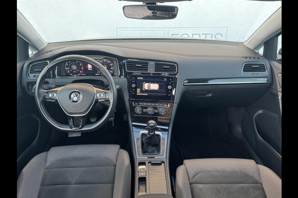 Volkswagen Golf 1.5 TSI Highline NL-AUTO | DEALER ONDERHOUDEN | PANODAK | TREKHAAK