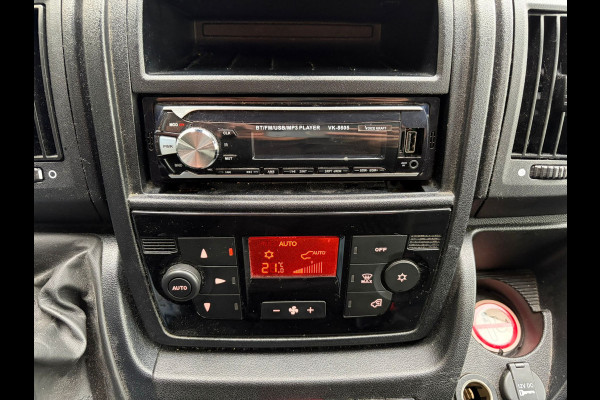 Citroën Jumper 35 2.2HDi 165PK L3H2 Euro 6 3-Persoons Trekhaak Camera Ecc Pdc Wandbetimmering Houtenvloer Achterdeuren Schuifdeur 3.000KG Trekgewicht