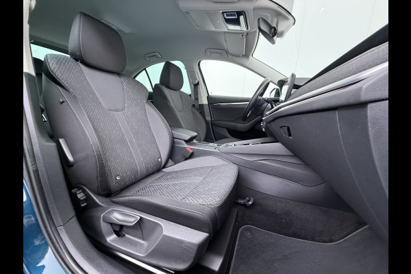 Škoda Octavia e-TSI AUT Trekhaak Adap.Cruise Camera Navi Ecc Apple Carplay Android Auto Virtual Cockpit Business Edition Plus Elek.Achterklep Stoelverwarming voor+achter Lmv DAB Led Keyless advanced Dodehoek detector 1e Eigenaar Origineel Nederlandse Auto Mild-Hybrid